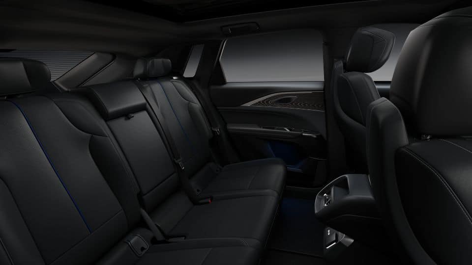 2025 Cadillac LYRIQ Luxury 2 - Photo 25