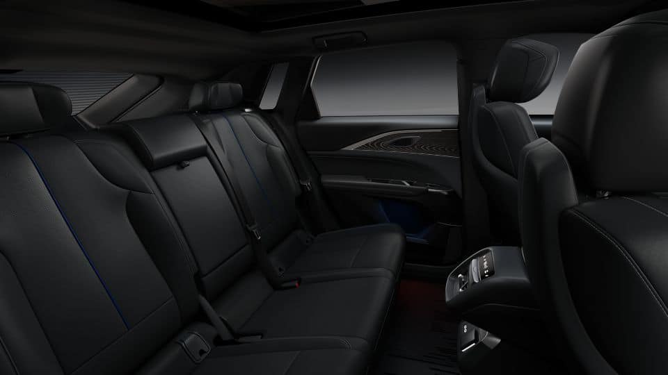 2025 Cadillac LYRIQ Luxury 3 - Photo 36