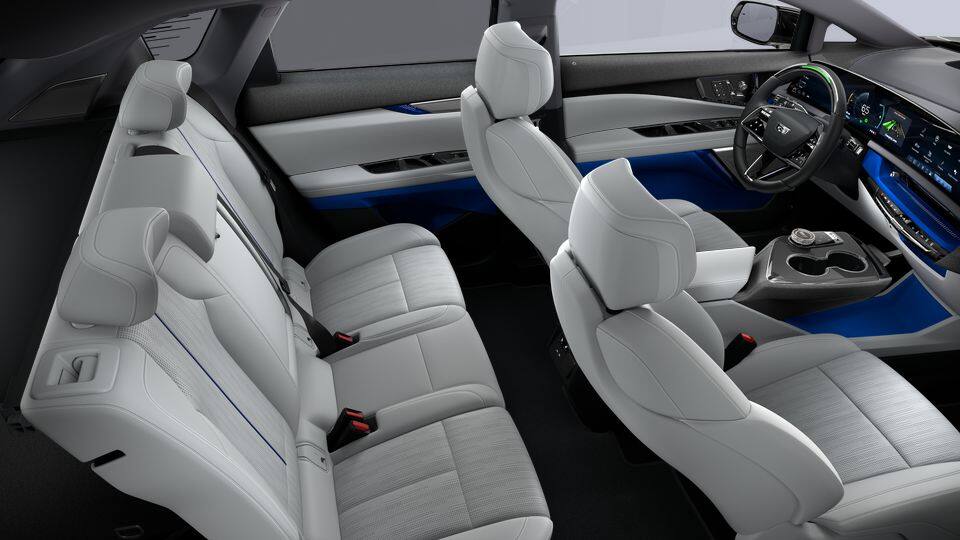 2025 Cadillac OPTIQ Luxury 2 - Photo 38