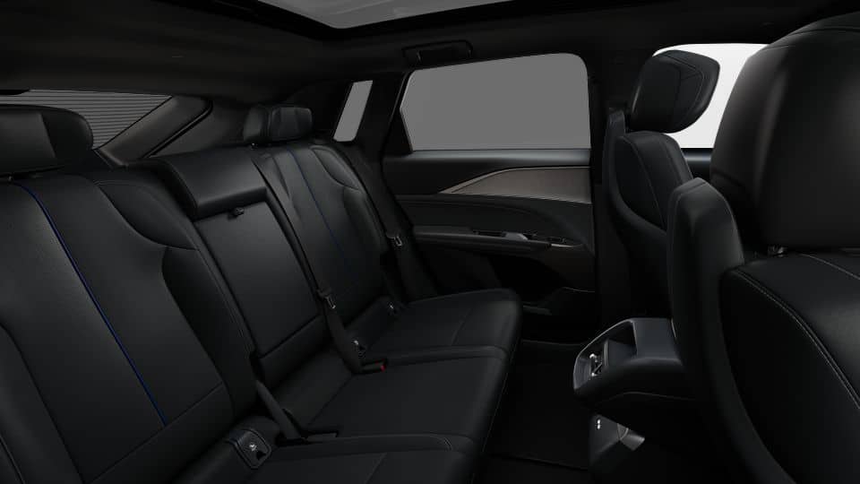 2027 Cadillac LYRIQ Luxury - Photo 22